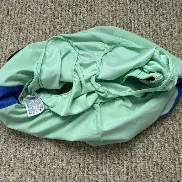 nike shorts - Picture 3 of 4